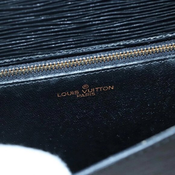 LOUIS VUITTON Epi Saint Cloud GM Shoulder Bag Black Noir M52192 LV Auth 136415 - Picture 10 of 16